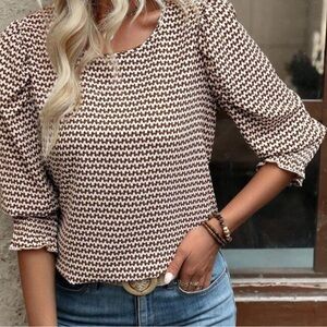 SHEIN Black and Brown Puffed 3/4 Sleeve Fitted Blouse